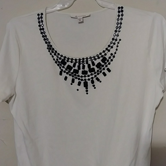 Top - Picture 3 of 3